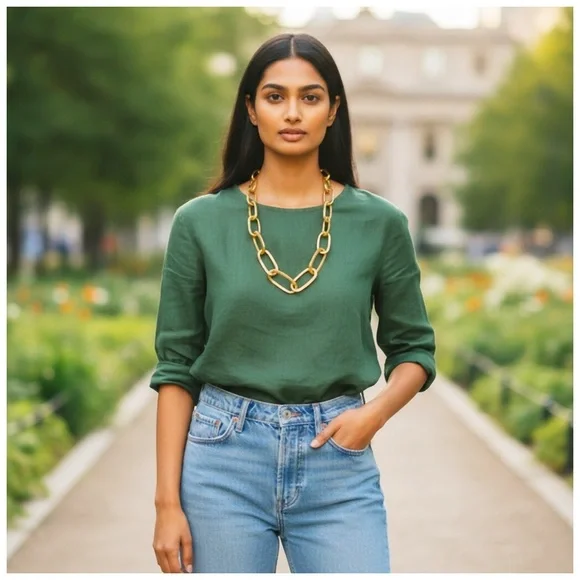 Women’s Elegant Gold Link ‘Chunky’ Necklace. 39” - Picture 6 of 12